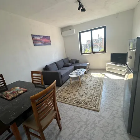 Jurgens Apartment